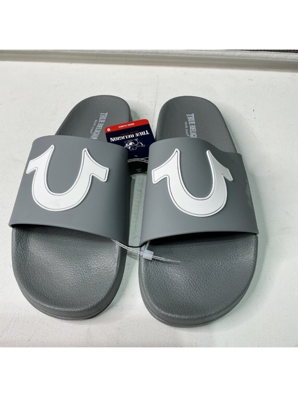 True Religion Mens Slides Gray Logo Size 9 Casual Slip-On Sandals
